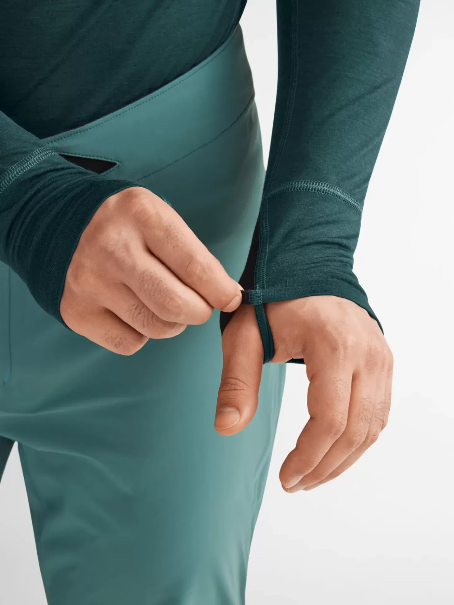 Klättermusen Base Layers<Fafne DarkRusset