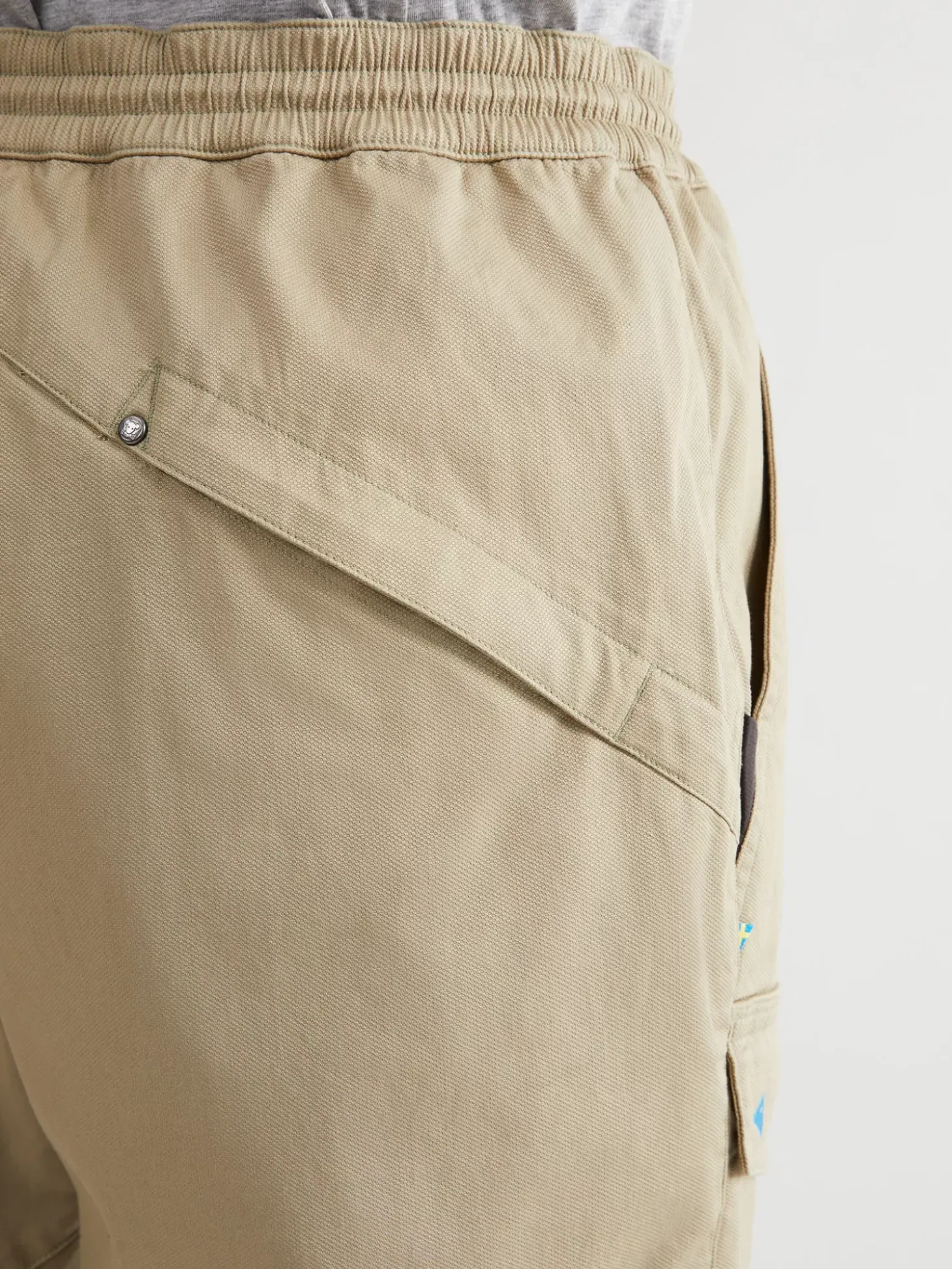 Klättermusen Shorts<Skjold Straw