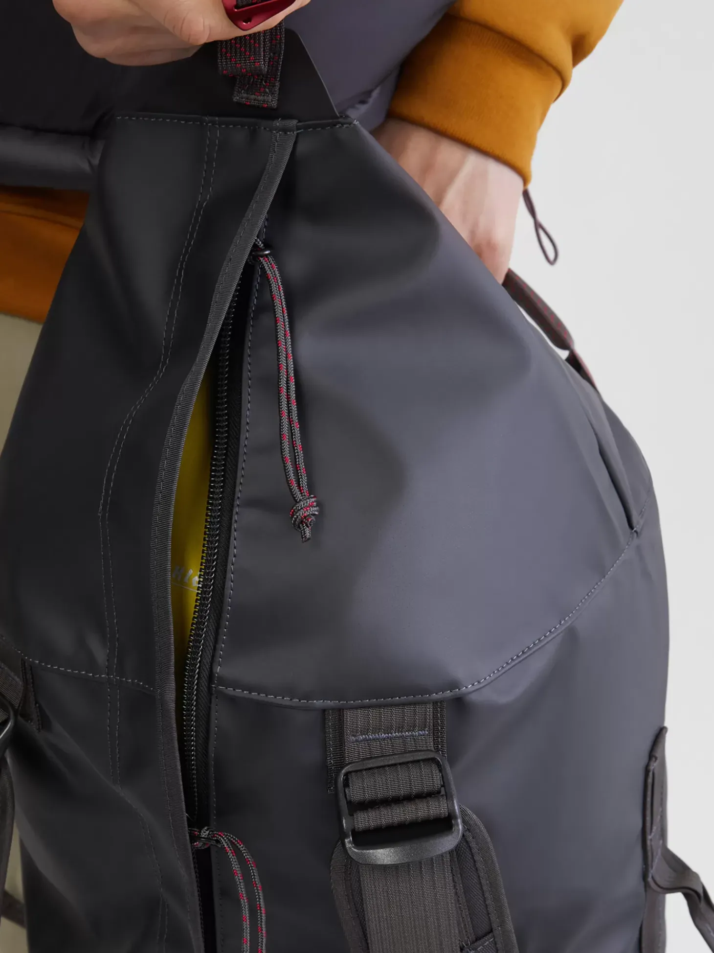 Klättermusen Single-Day Backpacks (18-32L)|Packs<Ydalir Raven
